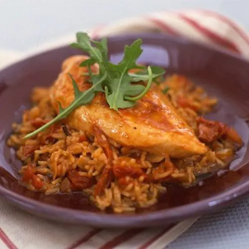 Pilav met kip en zongedroogde tomaten uit de slow cooker