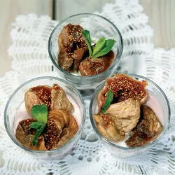 Tip: Vijgen met munt en yoghurt in port