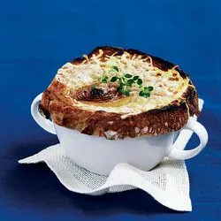 Tip: Gegratineerde uiensoep