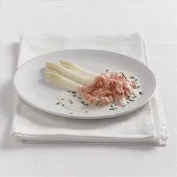 Tip: Asperges met lauwwarme zalm en wittewijnsaus