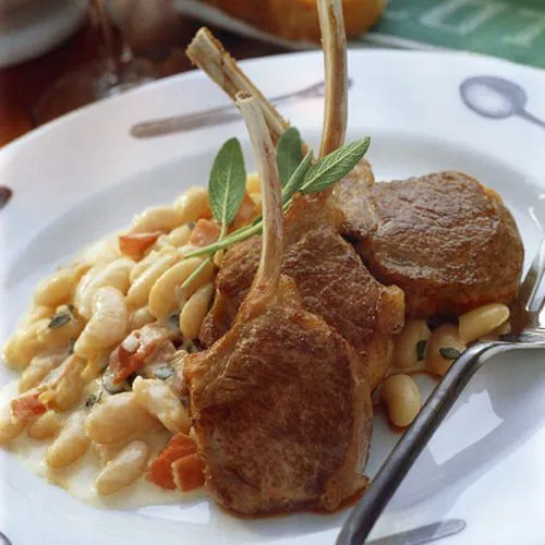 Lamskoteletten met cannellinibonen