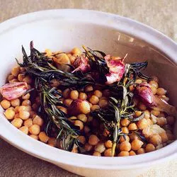 Tip: Kikkererwten met rozemarijn en knoflook