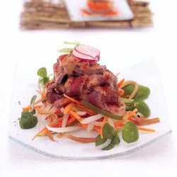 Tip: Rundvleessalade met misosaus