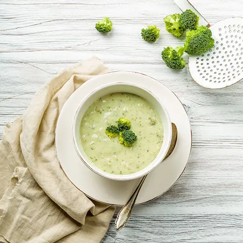 Broccolisoep met geitenkaas