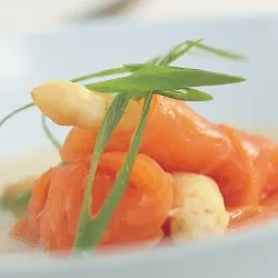 Tip: Aspergesoep met gerookte zalm