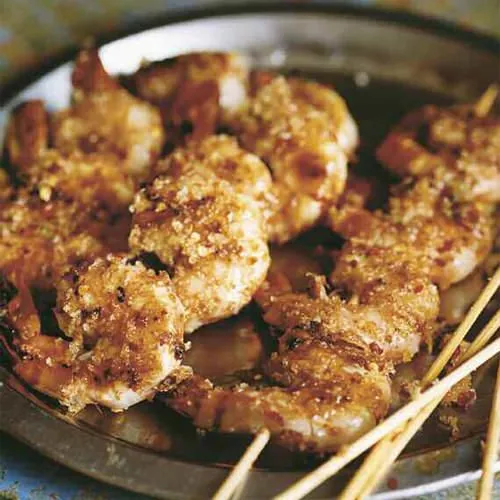 Garnalen-spiesjes met chili-limoen-uienzout