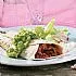 Mexicaanse wraps met biefstuk in pittige saus