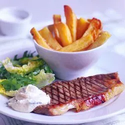 Tip: Entrecote met dikke frieten