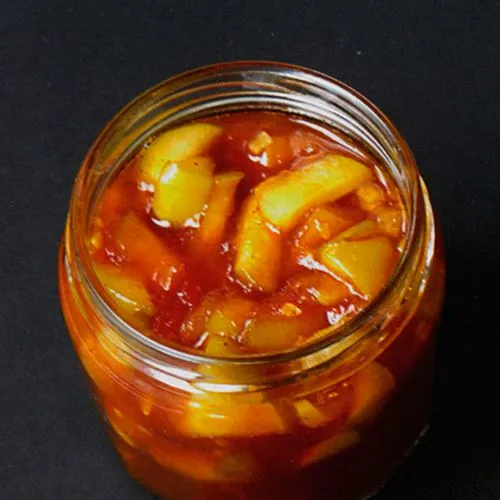 Chutney met tomaat, appel en gember