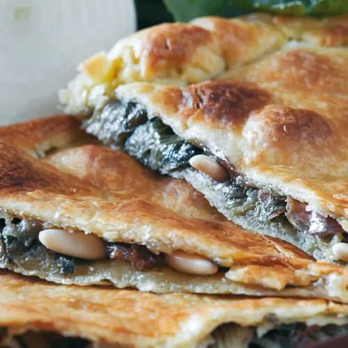 Pizza calzone met andijvie en ansjovis