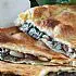 Pizza calzone met andijvie en ansjovis