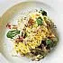 Linguine met krab, basilicum, citroen en rode peper