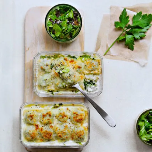 Gegratineerde ravioli met prei