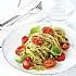 Spaghetti met kerstomaatjes en zelfgemaakte pesto
