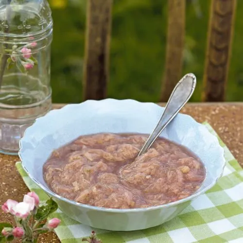 Kruidige rabarbercompote