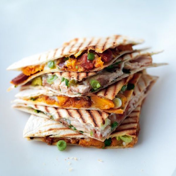 Quesadilla's met pompoen en chorizo en met kidneybonen en kip recept