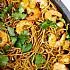 Surinaamse bami met garnalen