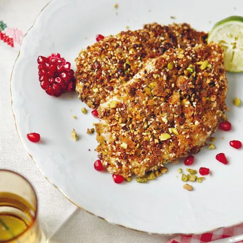 Kipschnitzel met pistachenootjes en sesamzaad