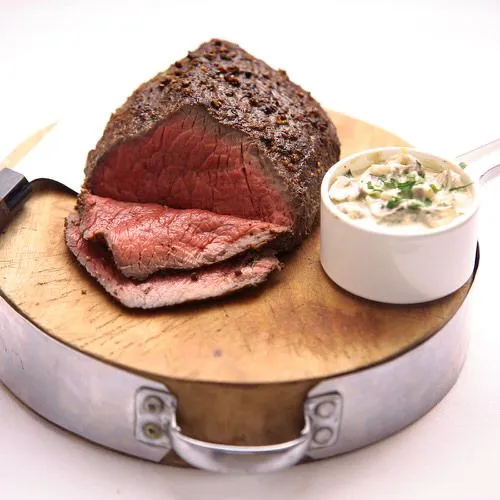 Peperrosbief met champignonsaus