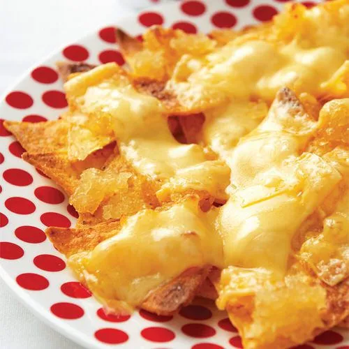 Nachos met Goudse kaas en gember