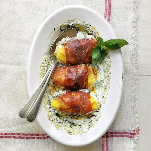 Polentaquenelles met mascarpone en Parmaham