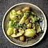 Warme aardappelsalade met kappertjes en rucola