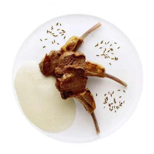 Lamskoteletten met bloemkoolmousse