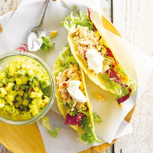 Taco's met zalm en mangosalsa