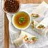 Vegetarische loempia's met twee dipsausjes