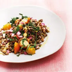 Tip: Linzensalade met mosterd en tomaten