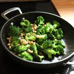 Tip: Broccoli met chilipeper en cashewnoten