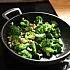Broccoli met chilipeper en cashewnoten