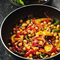 Tip: Kikkererwten met gestoofde paprika