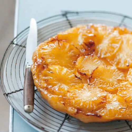 Tarte Tatin met ananas en rozemarijn