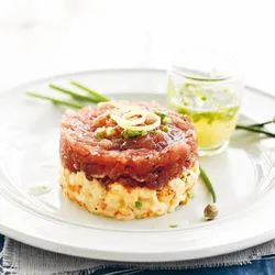 Tip: Tonijntartaar met rivierkreeftjes