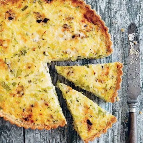 Preitaart met blauwschimmelkaas