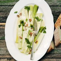 Tip: Prei met mosterdvinaigrette