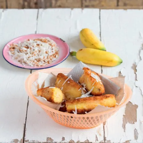 Bananenbeignets met kokos