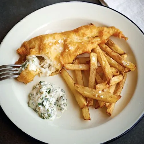 Fish and chips met zelfgemaakte tartaarsaus