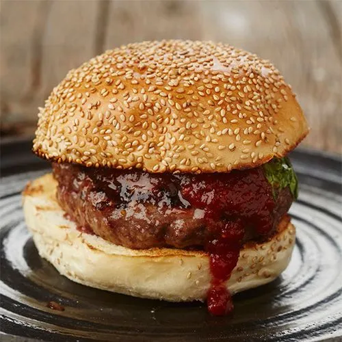 Lamsburgers in druivenbladeren