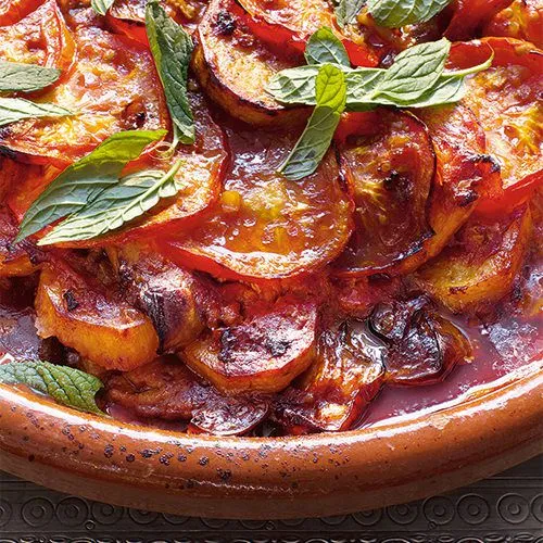 Aardappelen uit de oven met een tomatenkorstje