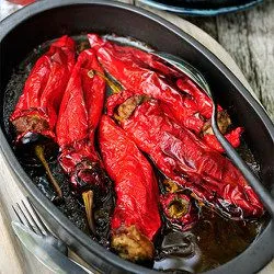 Tip: Lange zoete paprika's gevuld met kipgehakt en kruiden