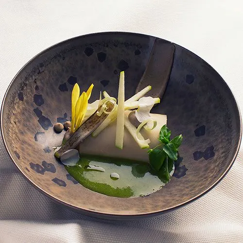 Cannelloni met rivierkreeft, appel en aubergine