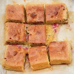 Tip: Nigella Lawson: warme frambozen-citroencake