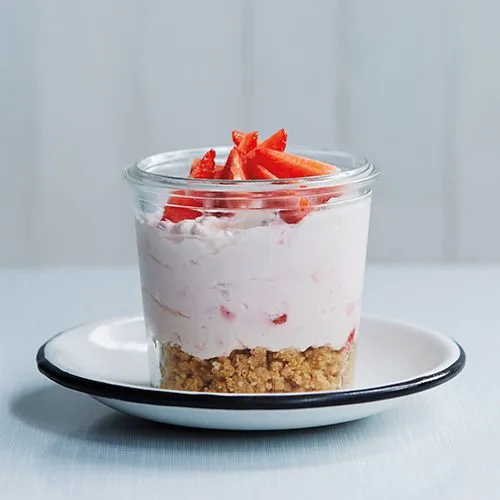 Cheesecake met aardbeien à la minute