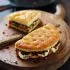 Tosti mozzarella puttanesca