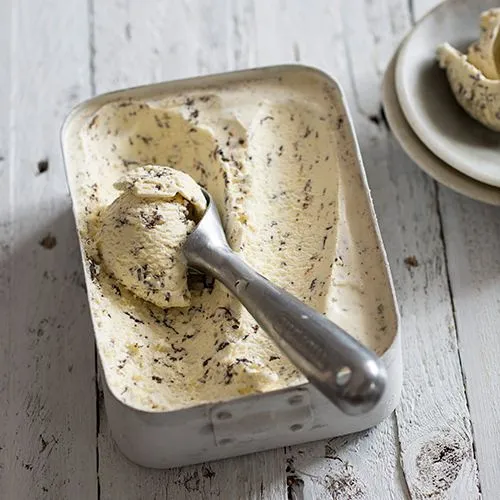 Stracciatella met sinaasappelschil