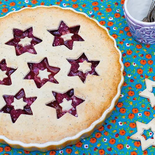 Frambozentaart met maanzaad en lemon curd