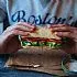 BLT sandwich met avocado en citroenmayonaise