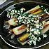 Gebakken prei met feta en hazelnoten